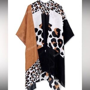 Kimono Cape Coverup Leopard Print Batwing Sleeve Asymmetrical Hem Kimono nwt